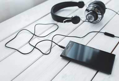 imToken钱包下载app，用户如何参与DeFi、NFT并影响市场表现